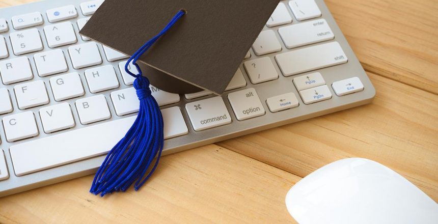 how-an-online-degree-can-help-you-switch-careers